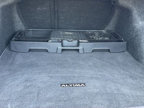 Certified 2024 Nissan Altima 2.5 SR w/ SR Premium Package AWD/4WD image 12