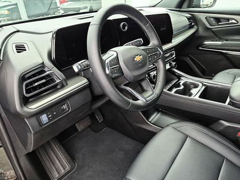 Certified 2026 Chevrolet Traverse LT FWD image 16