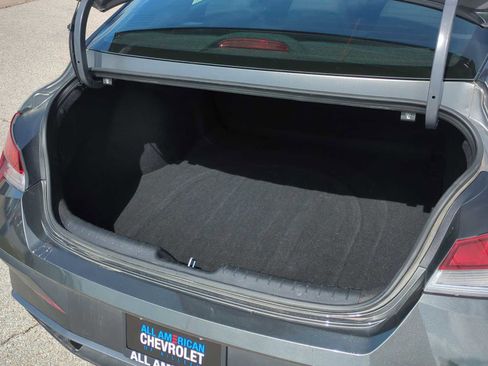Used 2024 Hyundai Elantra SEL FWD image 25