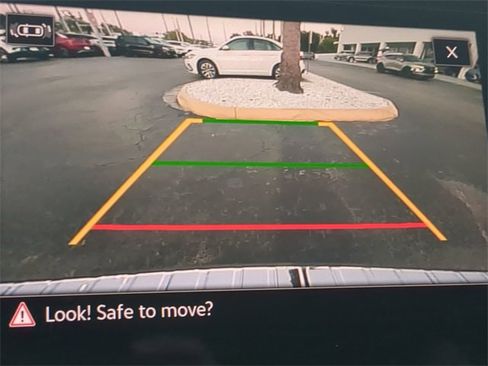 Certified 2022 Volkswagen Atlas SE w/ Panoramic Sunroof Package image 24