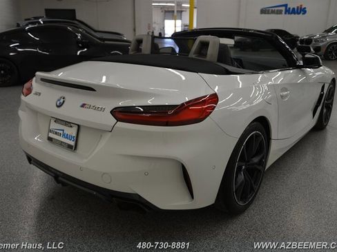 Used 2024 BMW Z4 M40i w/ Premium Package image 10