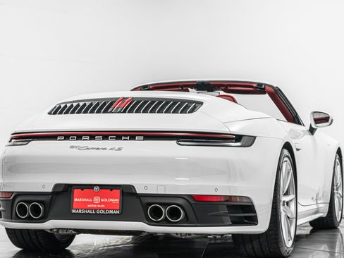 Used 2024 Porsche 911 Carrera 4S AWD/4WD image 9