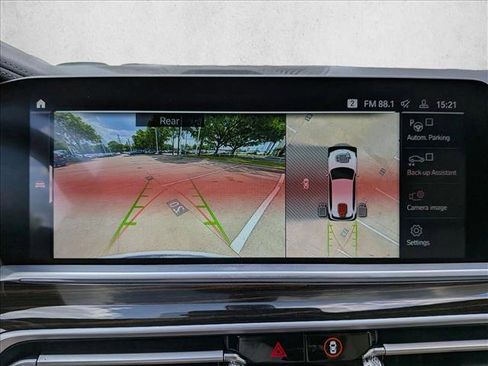 Used 2021 BMW X5 xDrive40i w/ Executive Package image 14