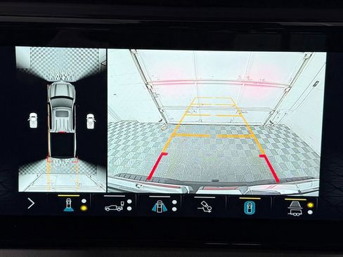 Used 2022 GMC Sierra 1500 AT4 image 30