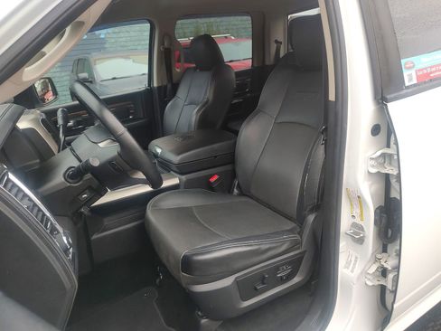 Used 2014 RAM 2500 Laramie image 12