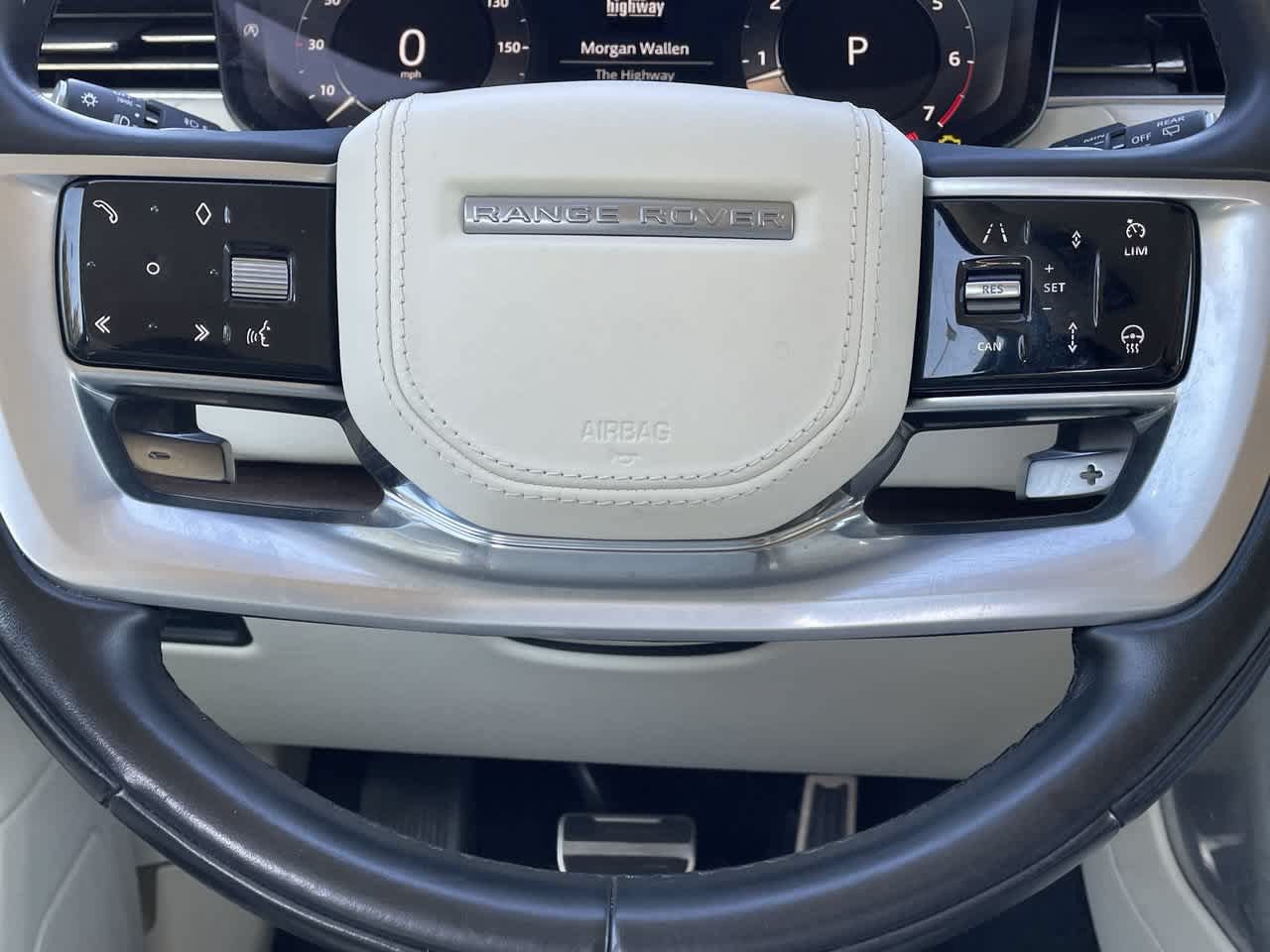 Used 2023 Land Rover Range Rover SE AWD/4WD image 10