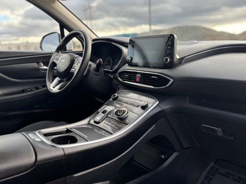 Used 2021 Hyundai Santa Fe SEL image 16