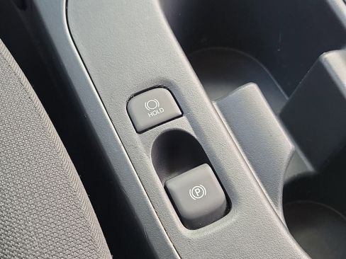 Used 2023 Toyota Corolla LE image 29