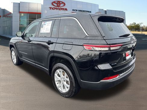 Used 2023 Jeep Grand Cherokee Limited image 7