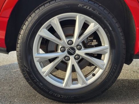 Used 2024 Audi Q3 2.0T Premium image 23