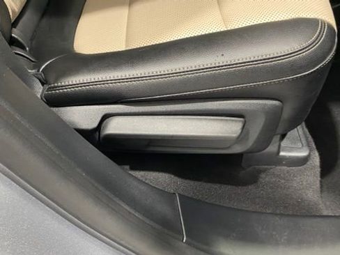 Used 2021 Ford Escape Titanium w/ Titanium Elite Package image 25