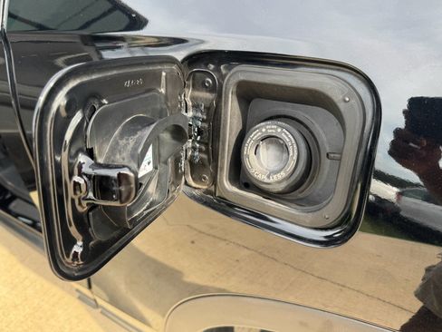Certified 2025 Honda Ridgeline Sport image 28