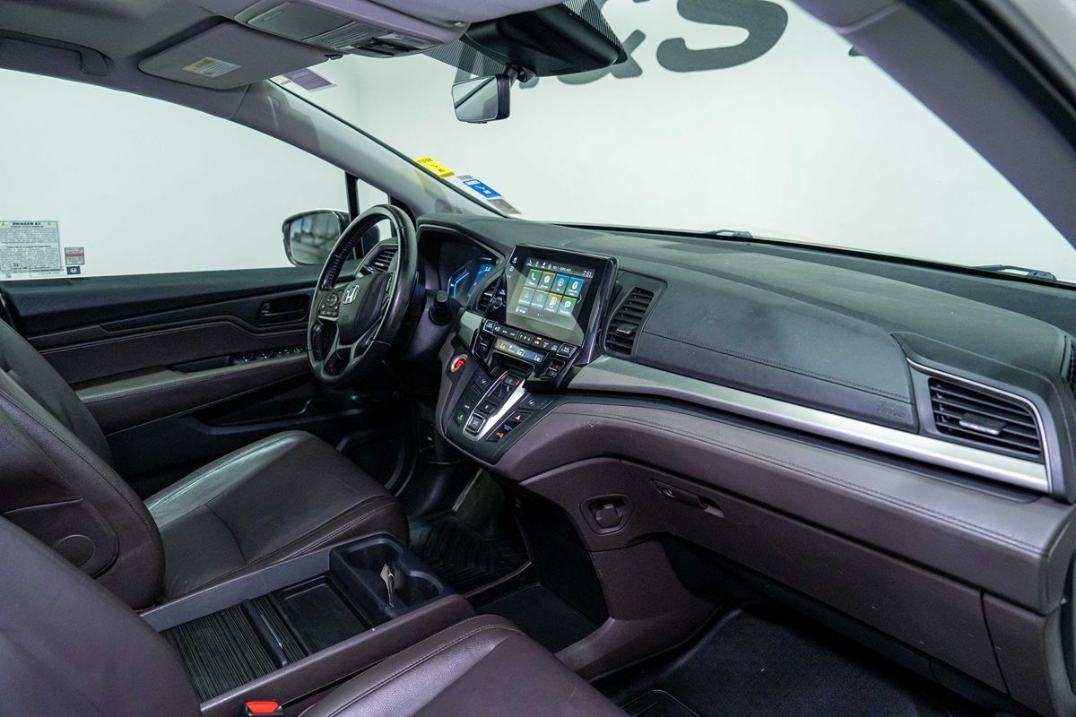 Used 2018 Honda Odyssey EX-L image 18