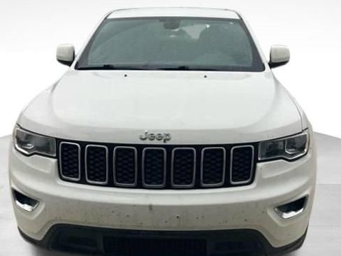 Used 2019 Jeep Grand Cherokee Laredo AWD/4WD image 1