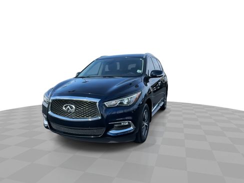 Used 2019 INFINITI QX60 Luxe w/ Essential Package image 4