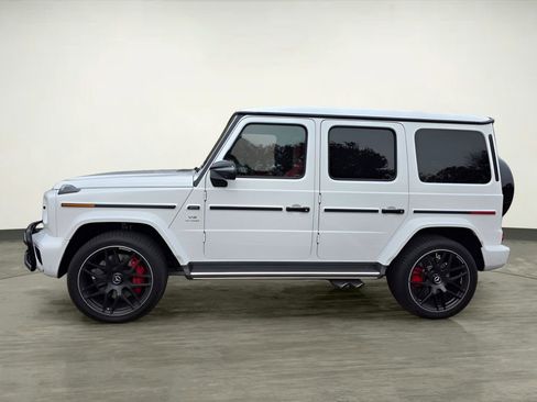 Used 2025 Mercedes-Benz G 63 AMG 4MATIC image 2