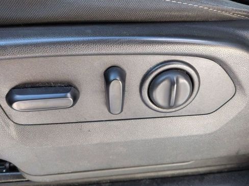 Used 2020 Chevrolet Silverado 1500 LT w/ All-Star Edition image 19