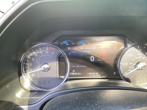Used 2019 Ford Expedition Limited w/ Equipment Group 303A AWD/4WD image 7