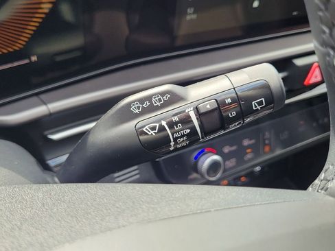 New 2026 Kia Sportage EX FWD image 30