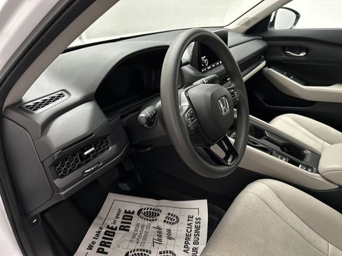 Used 2024 Honda Accord EX image 14