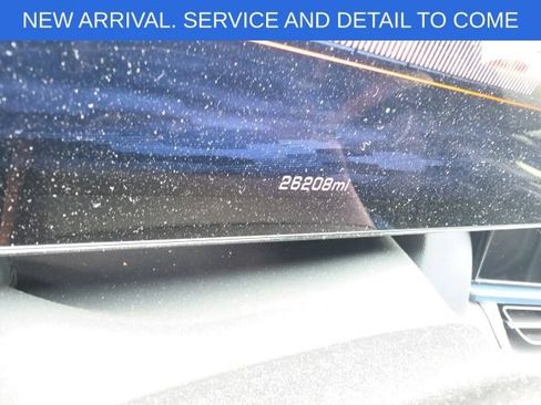 Used 2024 Chevrolet Equinox EV LT w/ LPO, Trailering Package FWD image 1