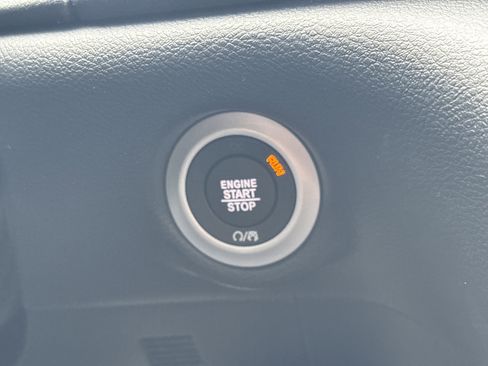 New 2026 Chrysler Voyager LX image 29