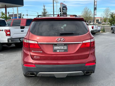 Used 2013 Hyundai Santa Fe GLS FWD image 4