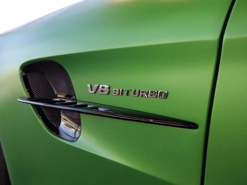 Used 2020 Mercedes-Benz AMG GT R image 31