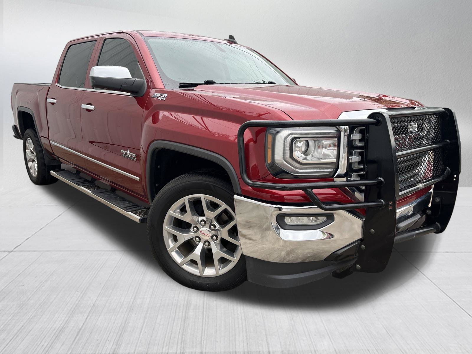 Used 2018 GMC Sierra 1500 SLT w/ Texas SLT Premium Package AWD/4WD image 3