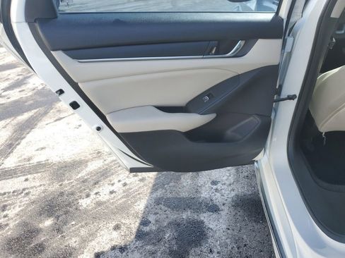 Certified 2021 Honda Accord EX image 25