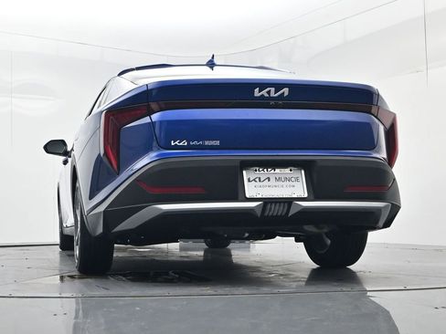 New 2026 Kia K4 LXS image 36