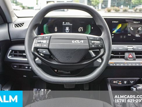 Used 2025 Kia K4 FWD image 28