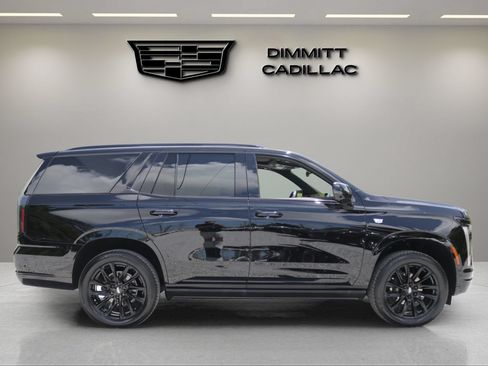 Certified 2026 Cadillac Escalade Sport AWD/4WD image 4