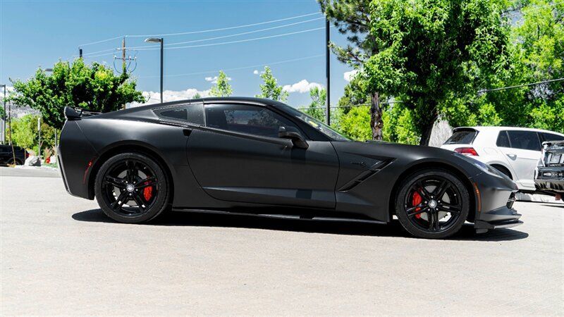Used 2016 Chevrolet Corvette Stingray Coupe w/ 2LT Preferred Equipment Group RWD image 5