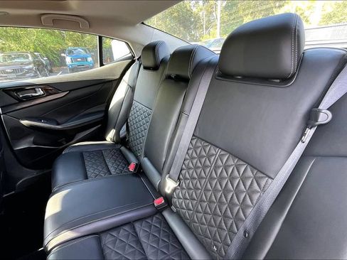 Used 2023 Nissan Maxima Platinum FWD image 22