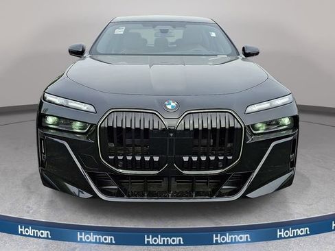 New 2026 BMW 760i xDrive w/ Executive Package AWD/4WD image 2