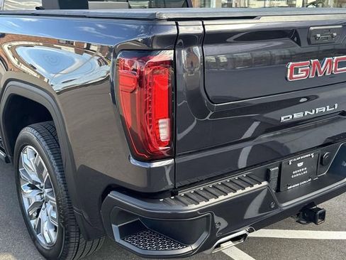 Used 2024 GMC Sierra 1500 Denali w/ Denali Reserve Package AWD/4WD image 9