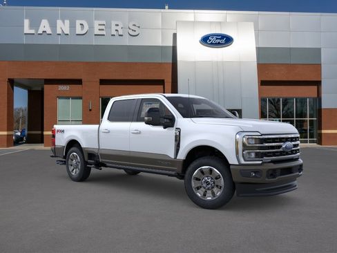 New 2026 Ford F250 King Ranch w/ FX4 Off-Road Package image 7