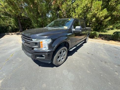 Used 2019 Ford F150 XLT w/ Equipment Group 302A Luxury AWD/4WD image 13