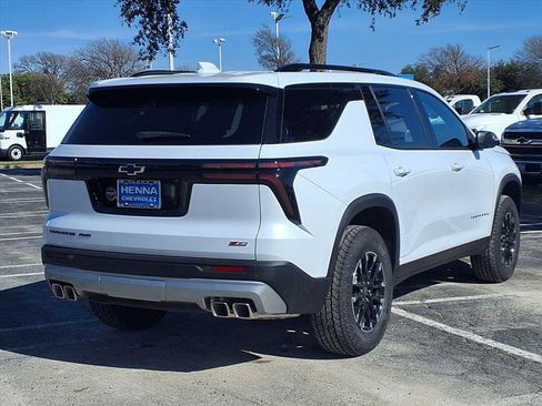 New 2026 Chevrolet Traverse Z71 image 4