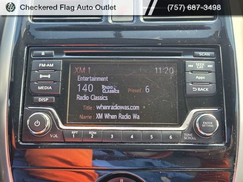 Used 2016 Nissan Versa Note SV FWD image 14