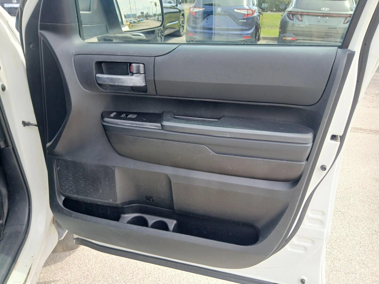 Used 2017 Toyota Tundra SR RWD image 14