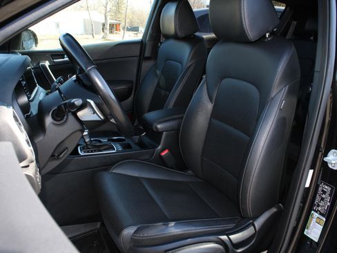 Used 2020 Kia Sportage S AWD/4WD image 16