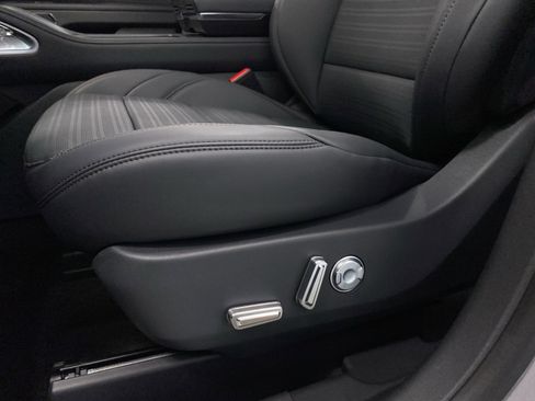 New 2026 Lincoln Nautilus Reserve w/ Jet Appearance Package AWD/4WD image 23