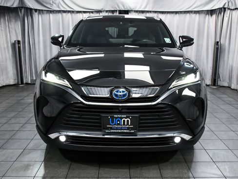 Used 2023 Toyota Venza Limited AWD/4WD image 2
