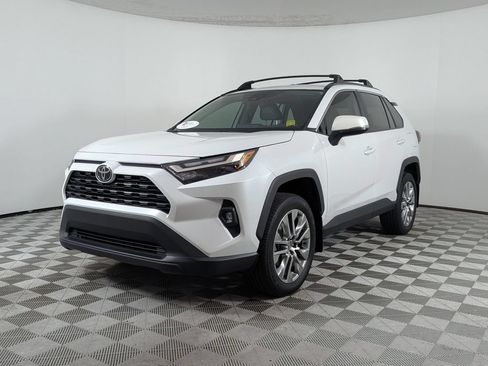 Used 2024 Toyota RAV4 XLE Premium FWD image 7