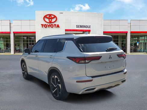 Used 2022 Mitsubishi Outlander SEL FWD image 4