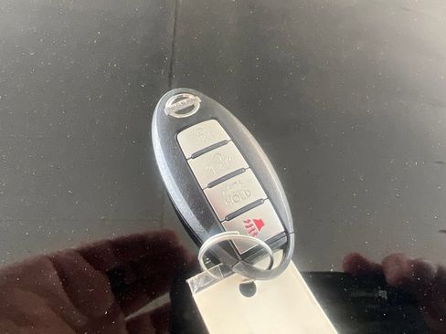 Used 2018 Nissan Sentra SR FWD image 24
