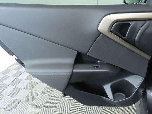 Used 2025 BMW X3 xDrive30i w/ Premium Package image 26