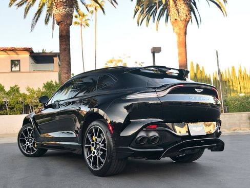 Used 2023 Aston Martin DBX 707 AWD/4WD image 2